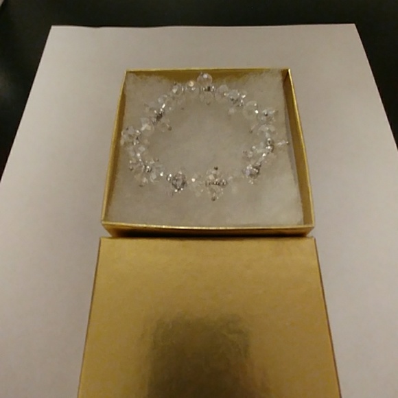 Crystal Clear Metallic Bracelet - Picture 8 of 8